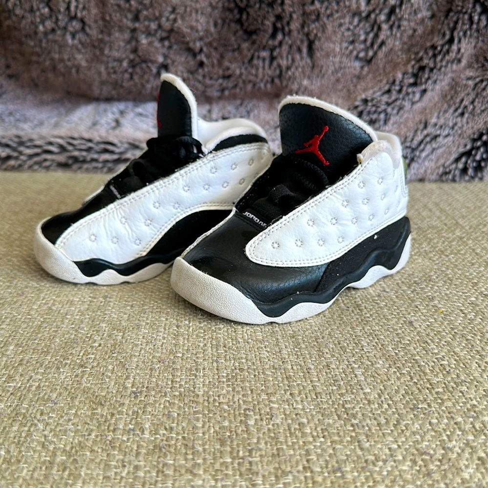 Nike Kids Sneakers Black and White